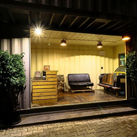 Beach Box Hotel Baga Gosavvy Collection Exterior foto